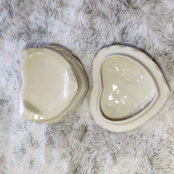 Heart Porcelain Ivory Rose Gold Rim Jewelry Box Trinket - Picture 3 of 14